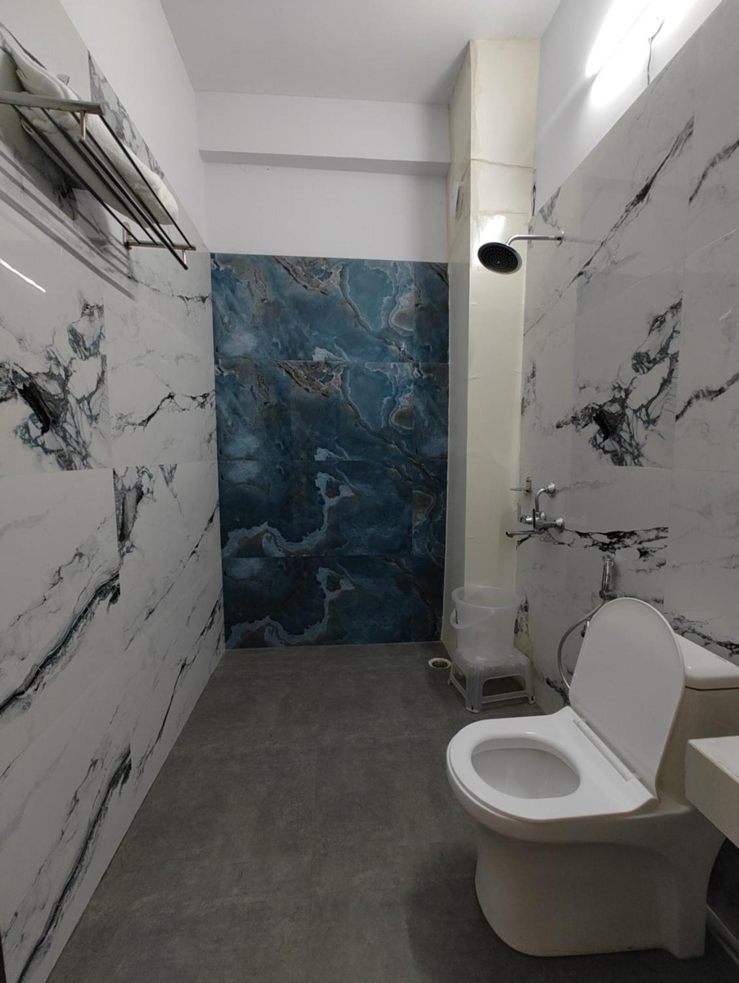 Hotel Anantam Residency Uttarkāshi Rom bilde